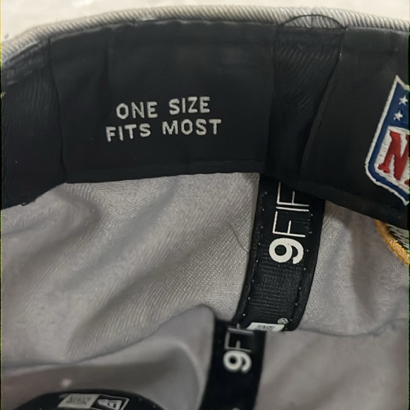 Green Bay Packers
Adjustable Snapback - Picture 8 of 8